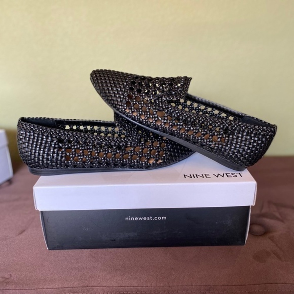 NIB-Nine West Black Mesh Loafer